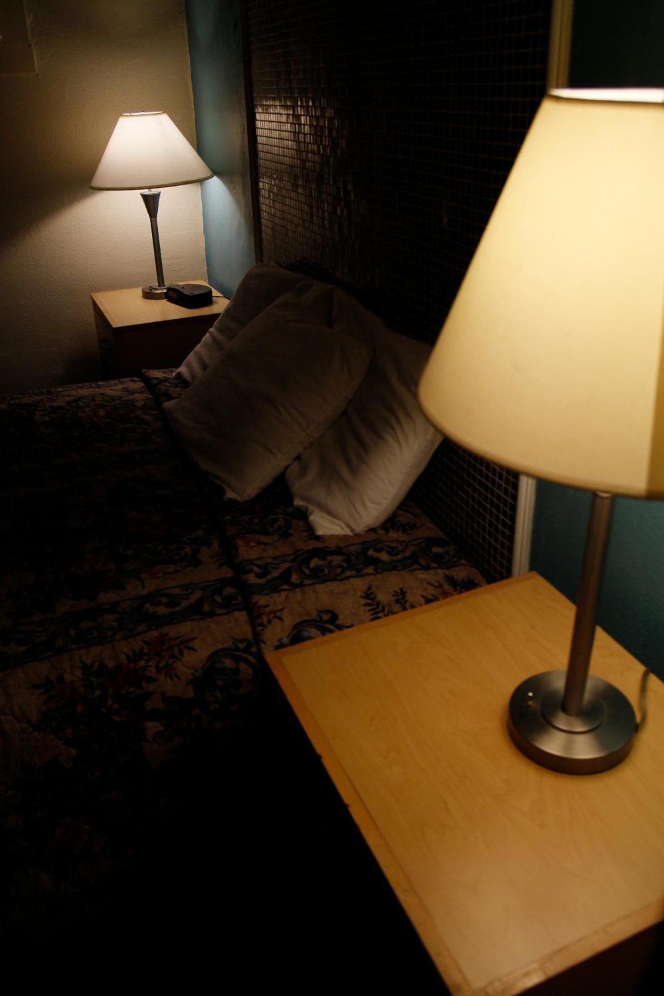 Desert Hills Motel Las Vegas Room photo